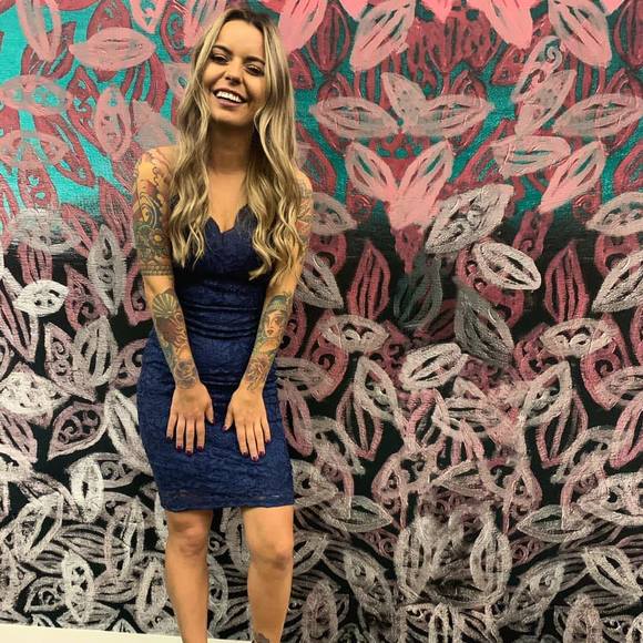 Meet your Posher, Bee - Picture 1 of 1